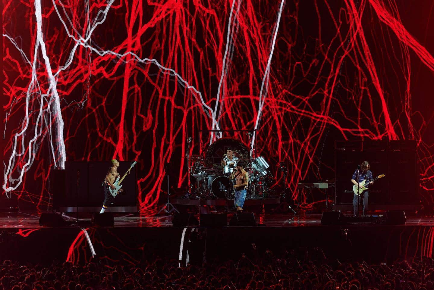 Red Hot Chili Peppers en Sevilla 2022 setlist, fotos y vídeos