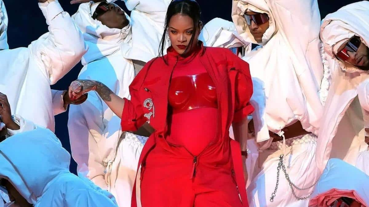 Rihana en Super Bowl 2023: así fue su espectacular actuación (y embarazada)