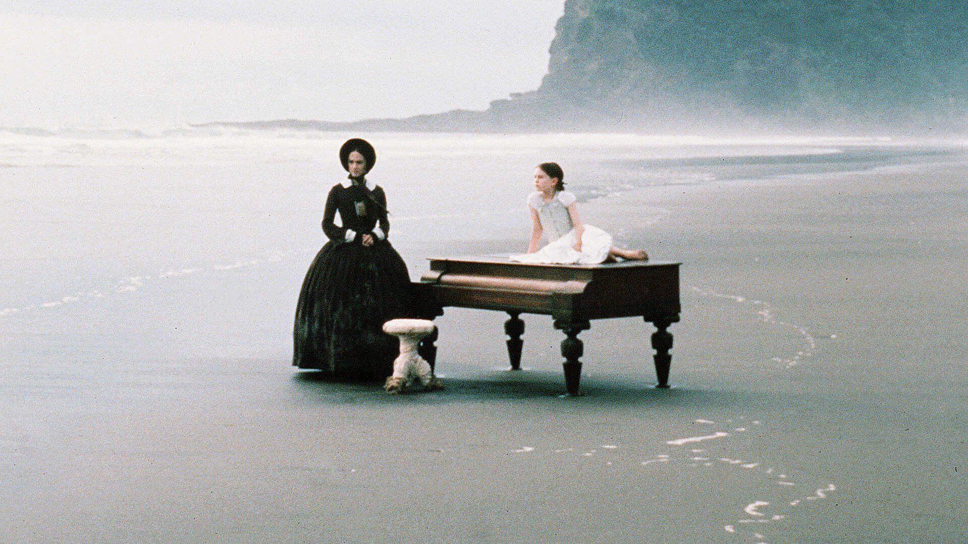 el piano escena playa 1532934942