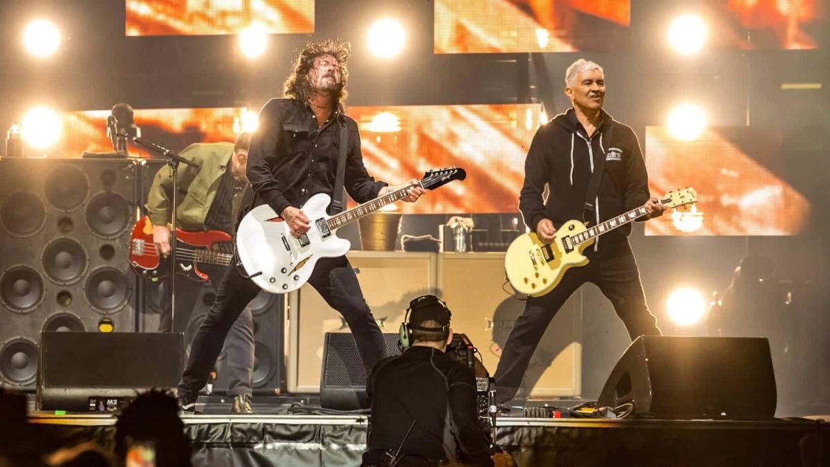 Crítica: Foo Fighters – But Here We Are