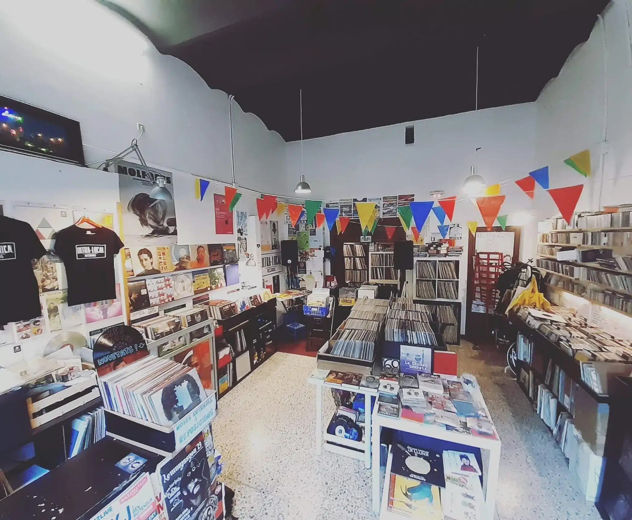 Interior de Ultra Local Records