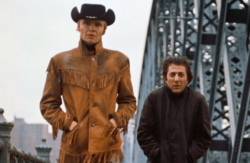 Dustin Hoffman y Jon Voight en Cowboy de medianoche