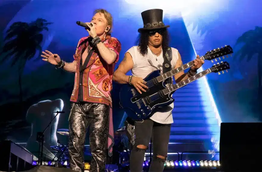 Axl Rose y Slash durante un concierto de Guns N' Roses