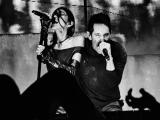 Trent Reznor y su esposa en directo con Nine Inch Noize en Coachella 2026