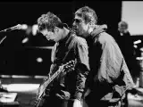 Noel y Liam Gallagher durante la reunión de Oasis